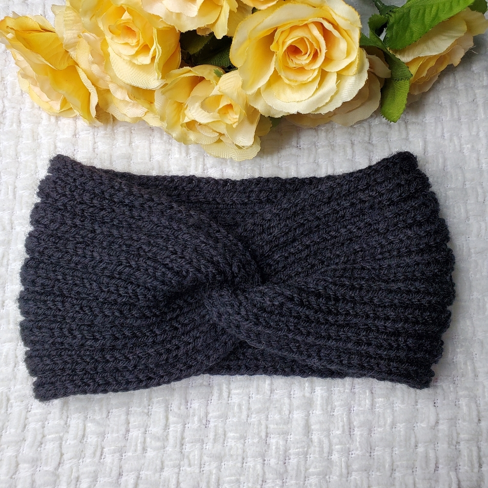 NWOT Shein Black Knit Twist Headband Earmuffs